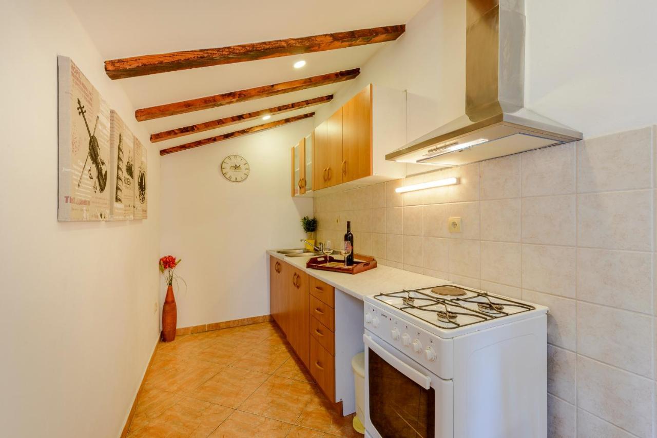 Beach Lapad Apartment Villa Tolja ドゥブロブニク エクステリア 写真