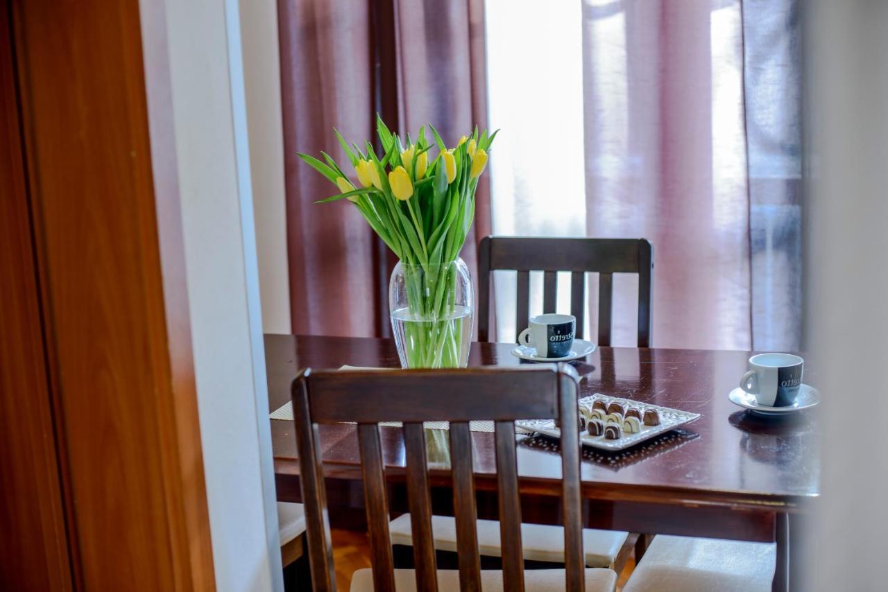 Beach Lapad Apartment Villa Tolja ドゥブロブニク エクステリア 写真